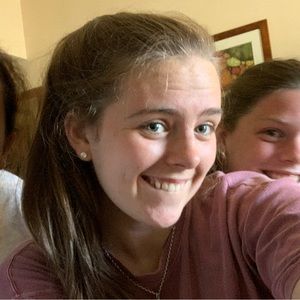 Meet your Posher, Liv